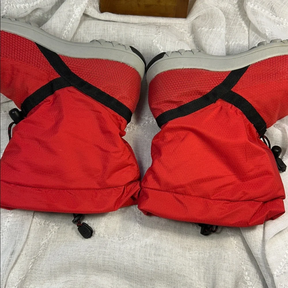 NWOT Baffin warm puff winter boot